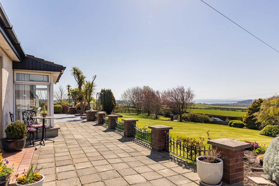 21 Carrowdore Road