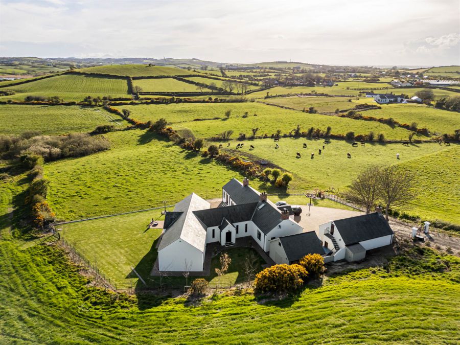 43 Loughdoo Road