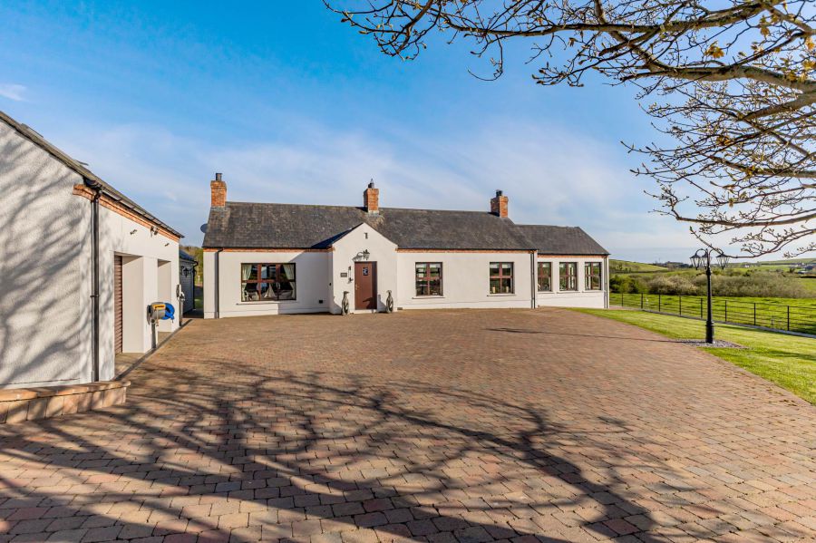 43 Loughdoo Road
