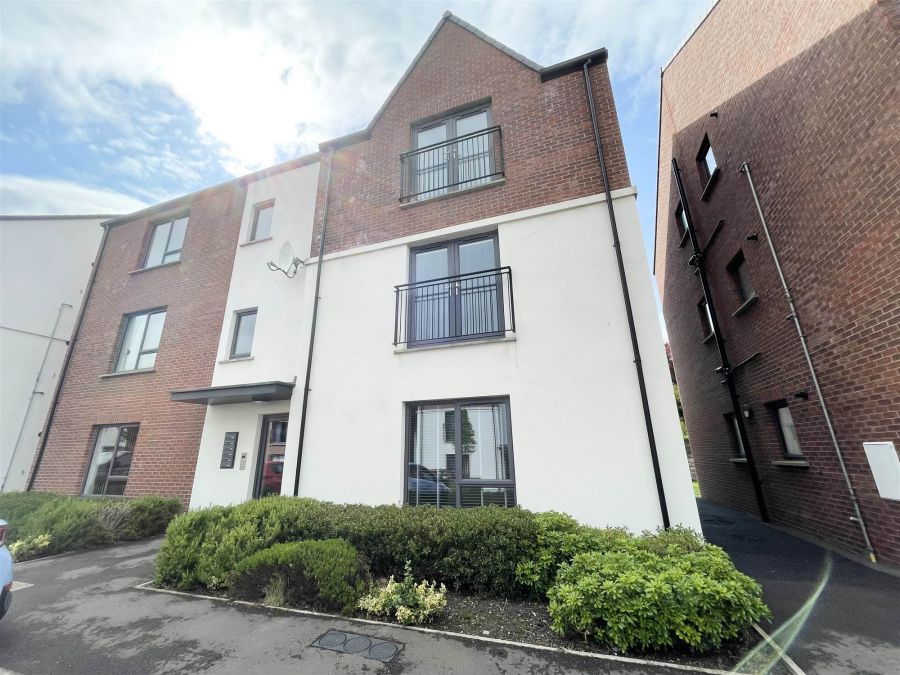 Apt 26 Cotton Hall,5 faulkner road, bangor, BT20 3FA