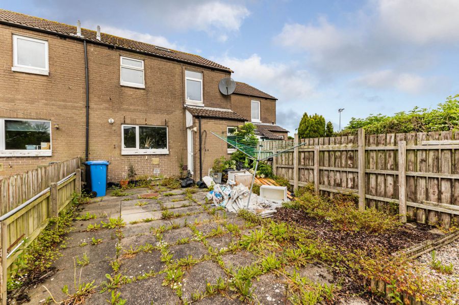 64 Abbot Crescent