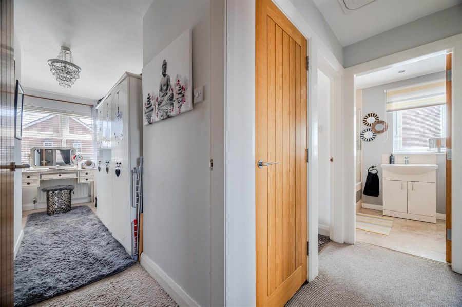 10 Ardvanagh Court