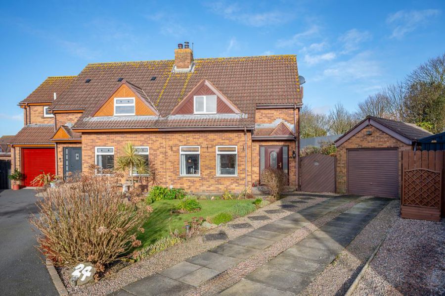24 Ashbrooke, Donaghadee, BT21 0EY