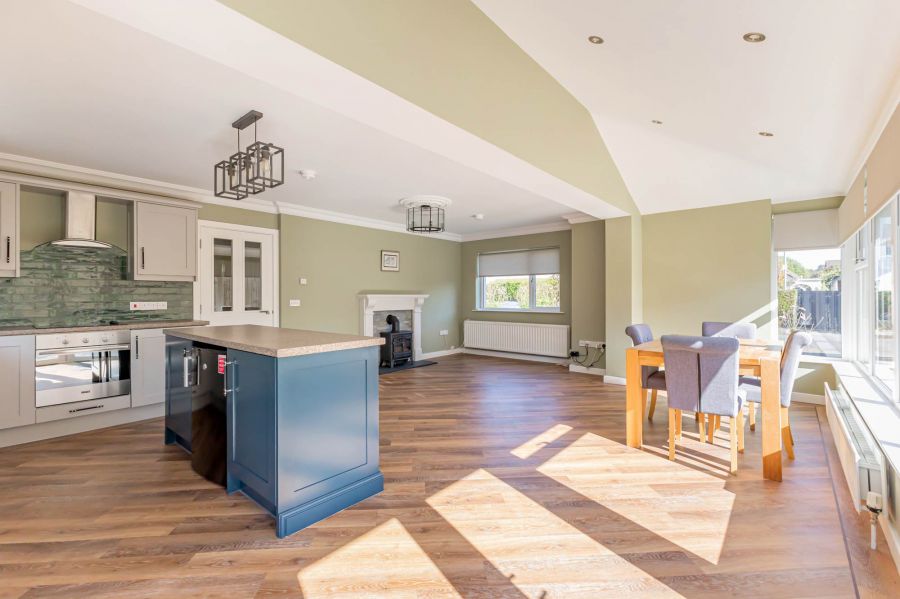 1b Sandhurst Park