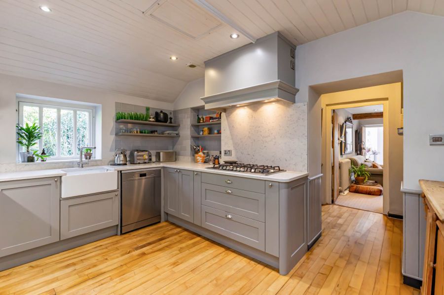 48 Mountstewart Road