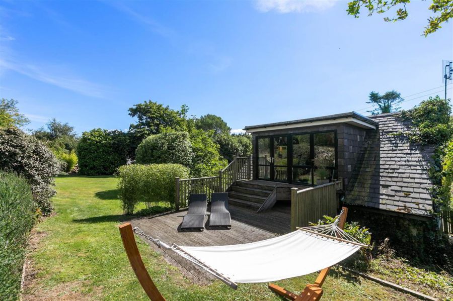 48 Mountstewart Road