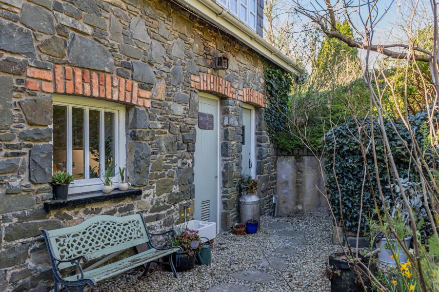 48 Mountstewart Road