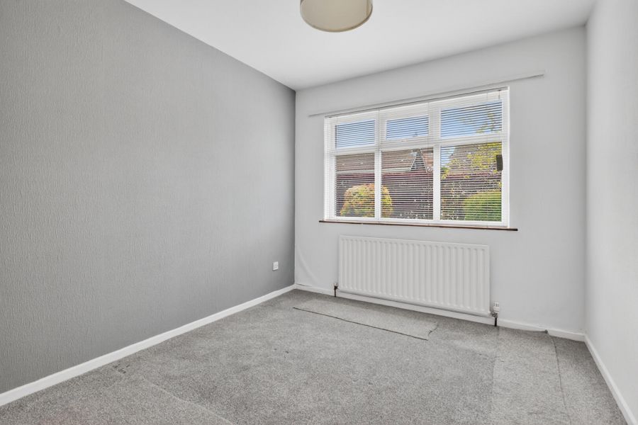 20 Dermott Walk