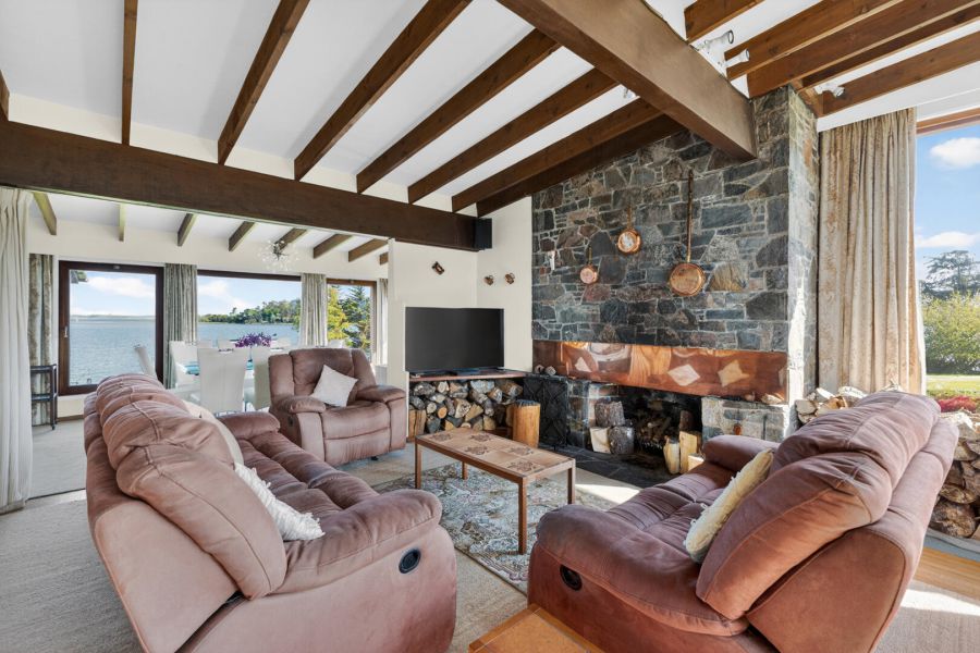1 Cross Island House