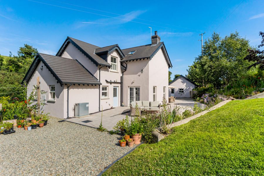 58d Drumcullan Road