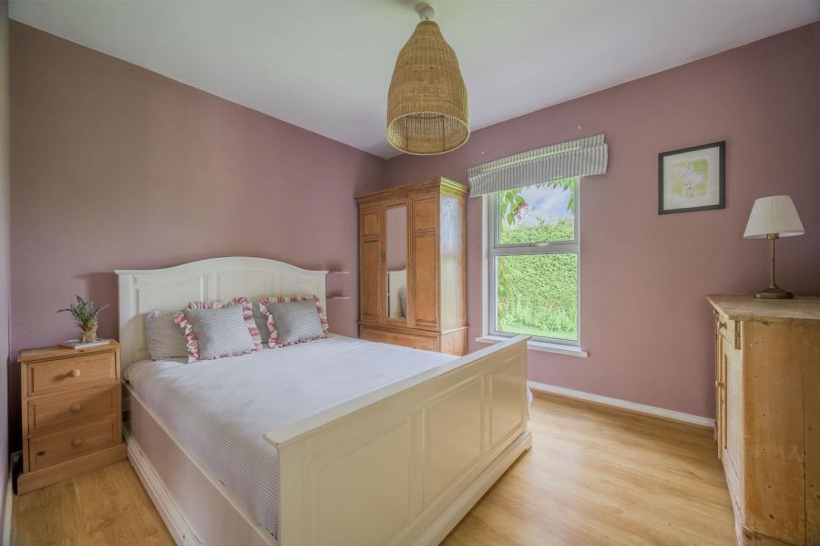 Crabapple Cottage, 29 Craigarusky Road