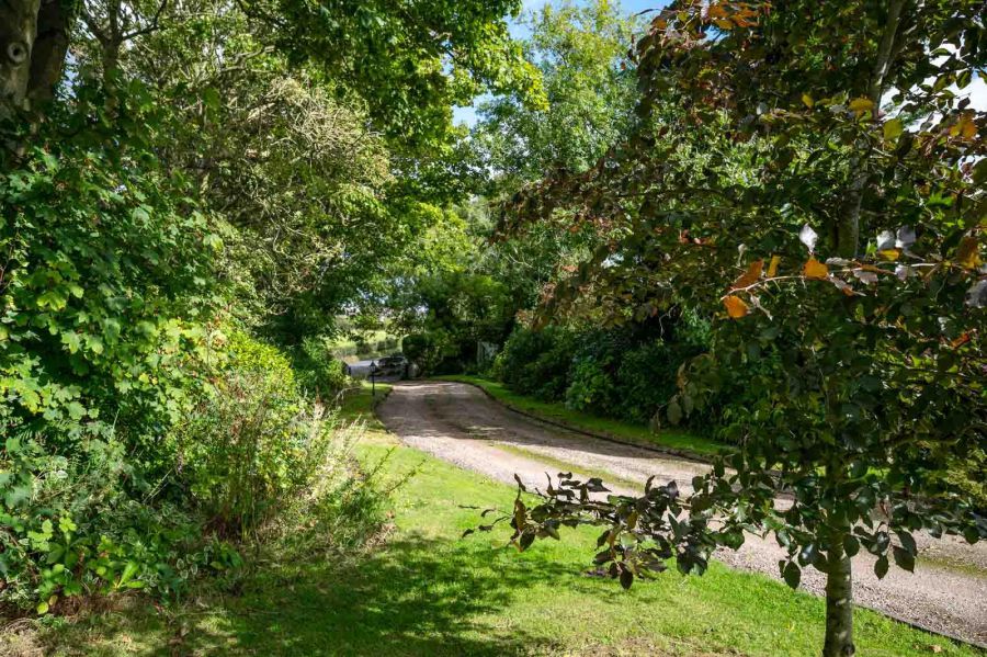 Crabapple Cottage, 29 Craigarusky Road