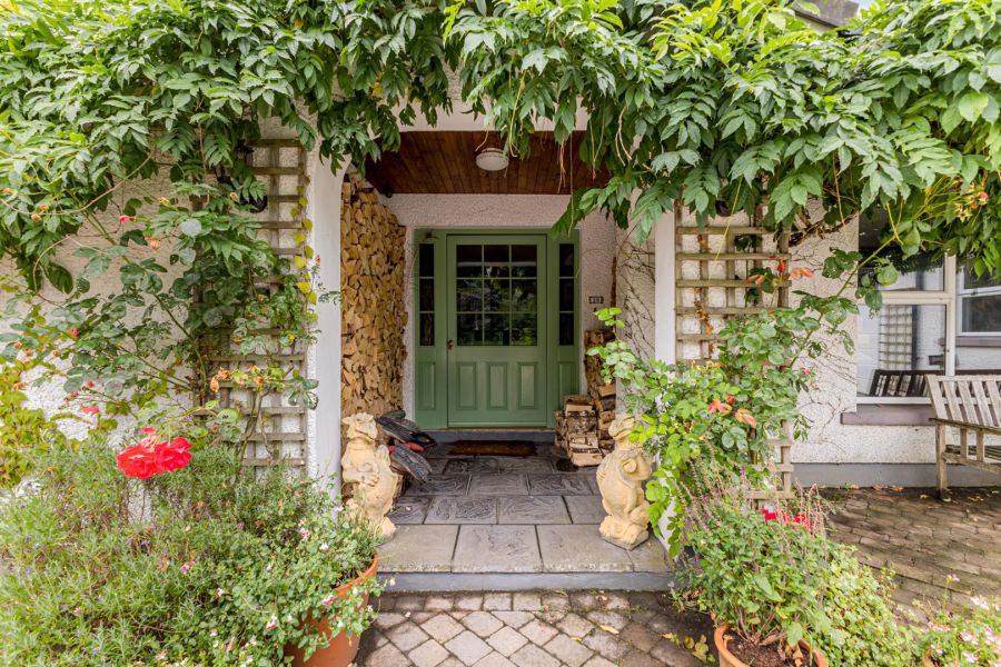 Crabapple Cottage, 29 Craigarusky Road