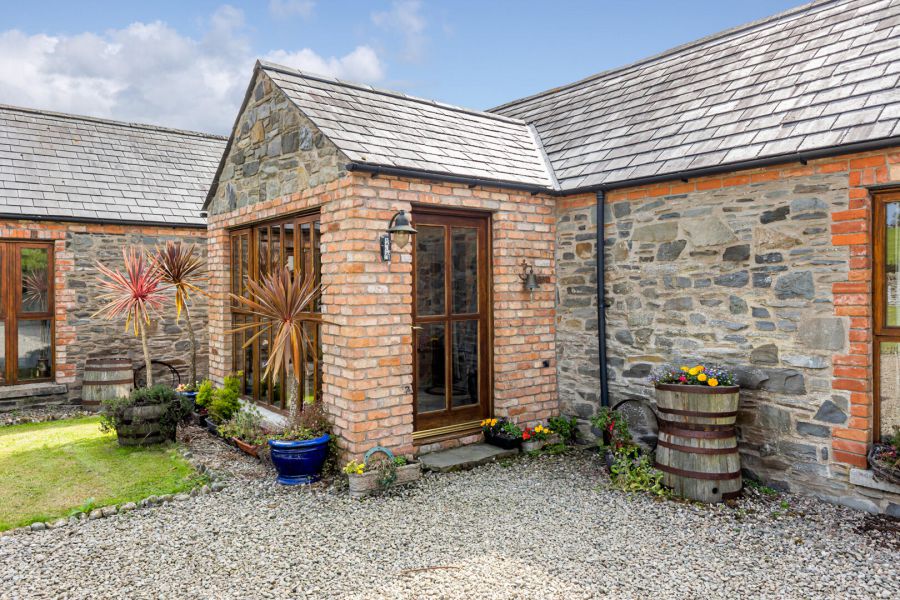 27 Drumroe Road