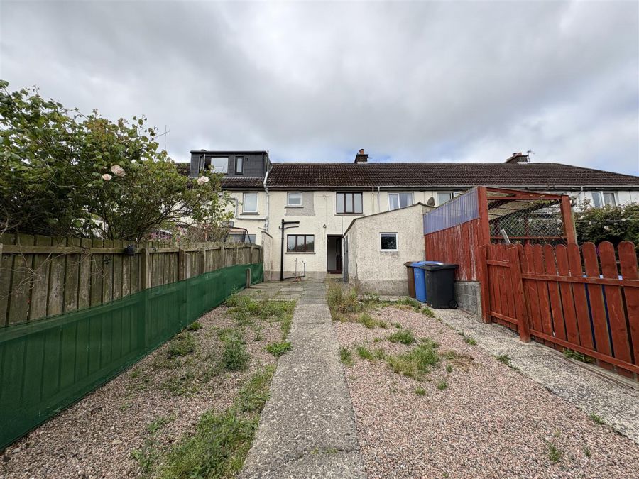 8 Wallace Park
