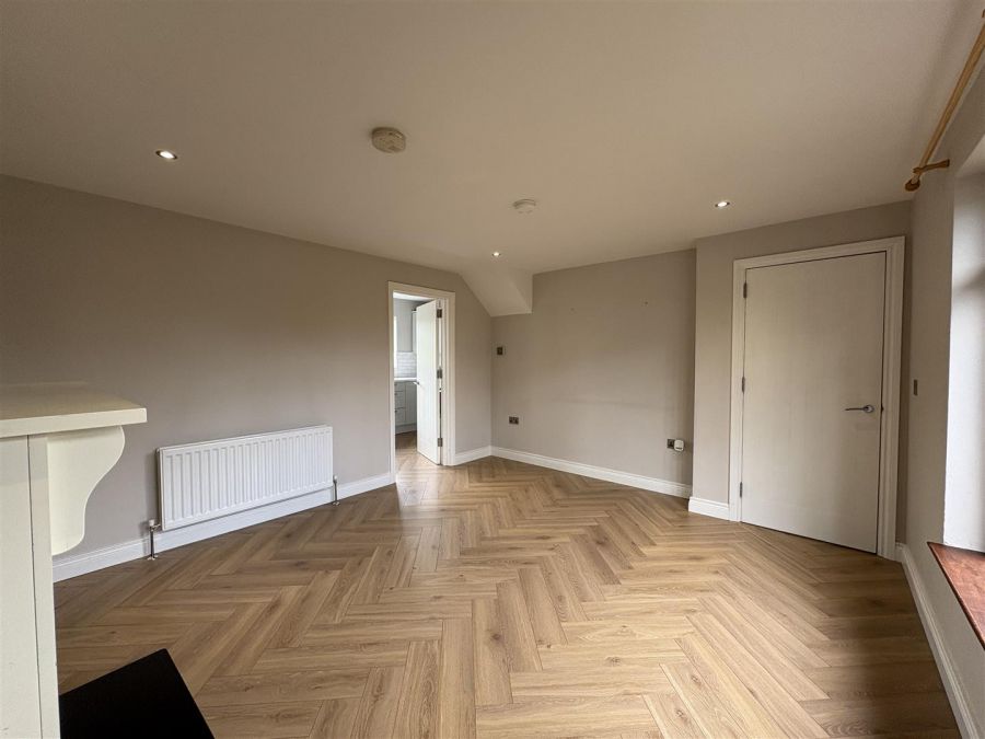 8 Wallace Park