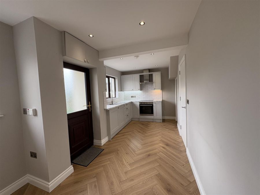 8 Wallace Park