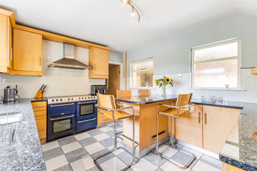 81 / 81A Lisburn Road 81 / 81A Lisburn Road