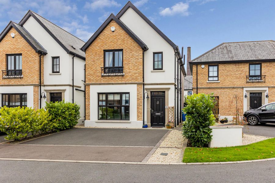 6 Mill Manor, The Mill Village