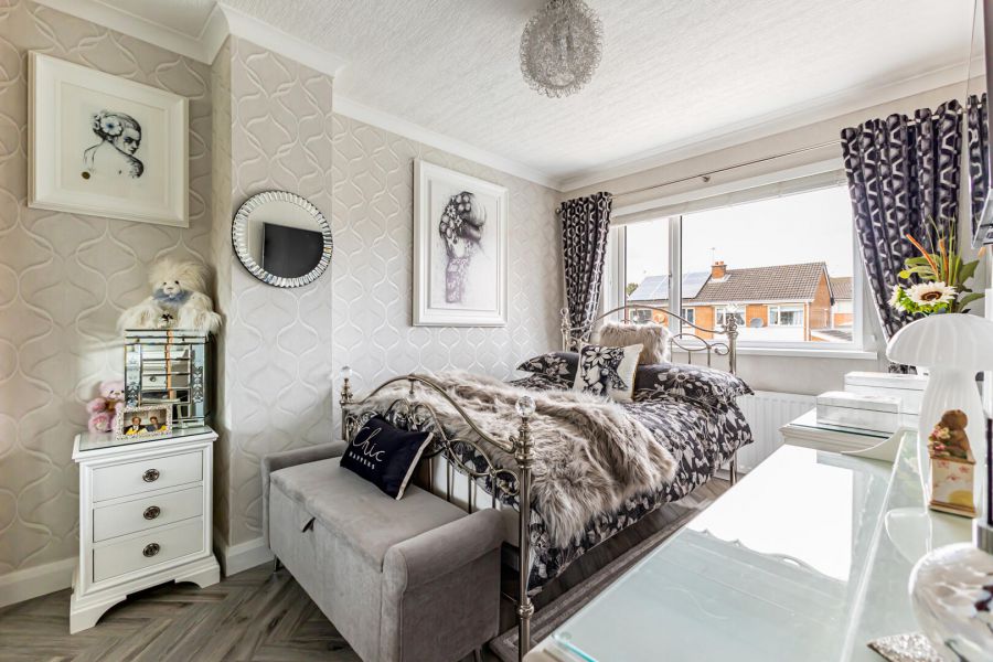 4 Enler Drive