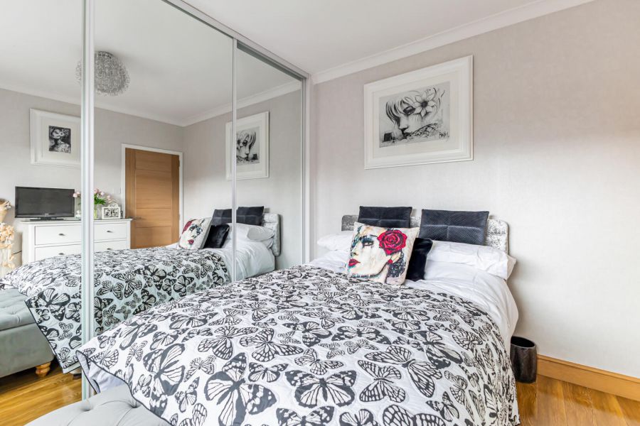 4 Enler Drive