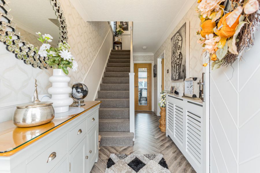 4 Enler Drive