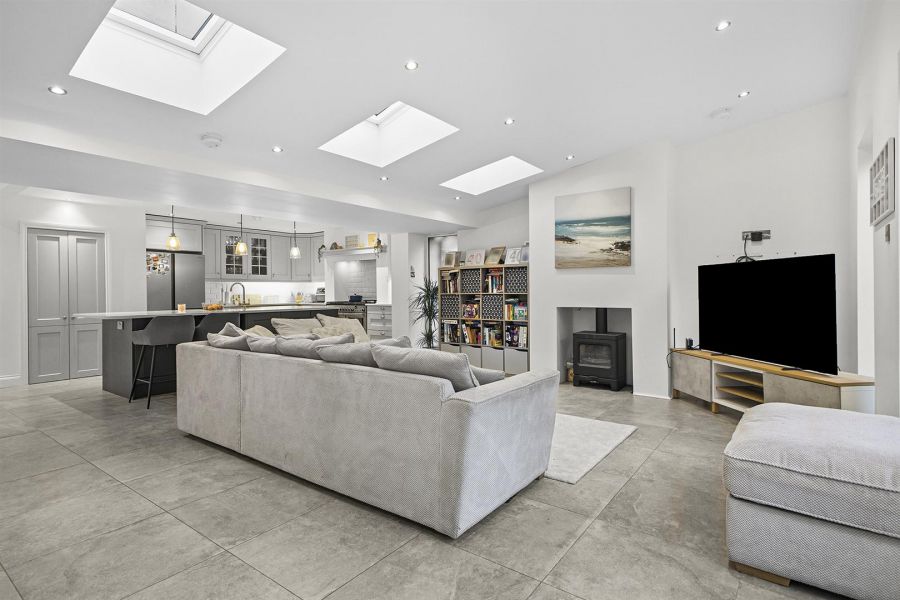 3 Old Grand Jury Manor