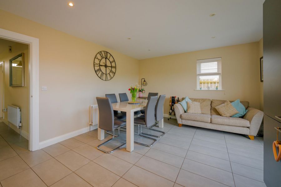 15 Greengraves Meadow