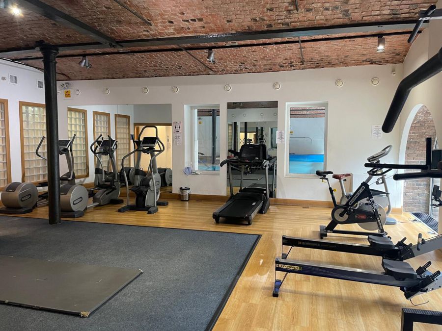 21 The Courtyard, Mill Village