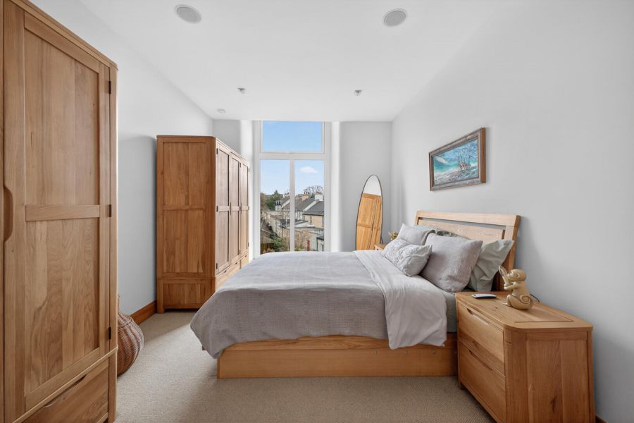 21 The Courtyard, Mill Village