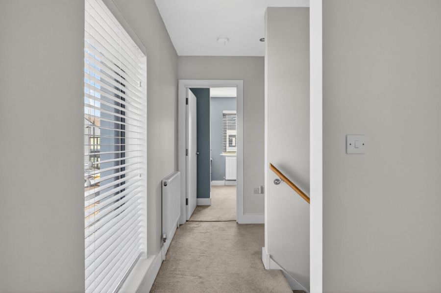 3 Whitehem Gardens