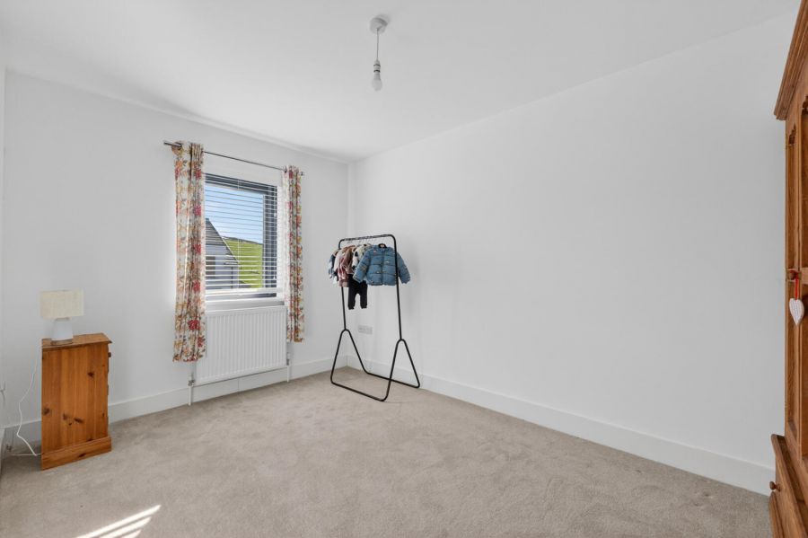 3 Whitehem Gardens