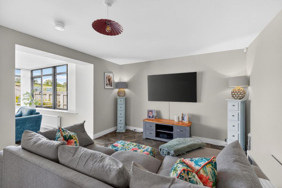 39 Ashgrove Walk