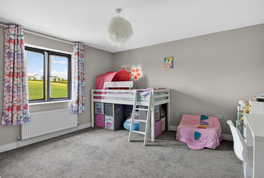 39 Ashgrove Walk