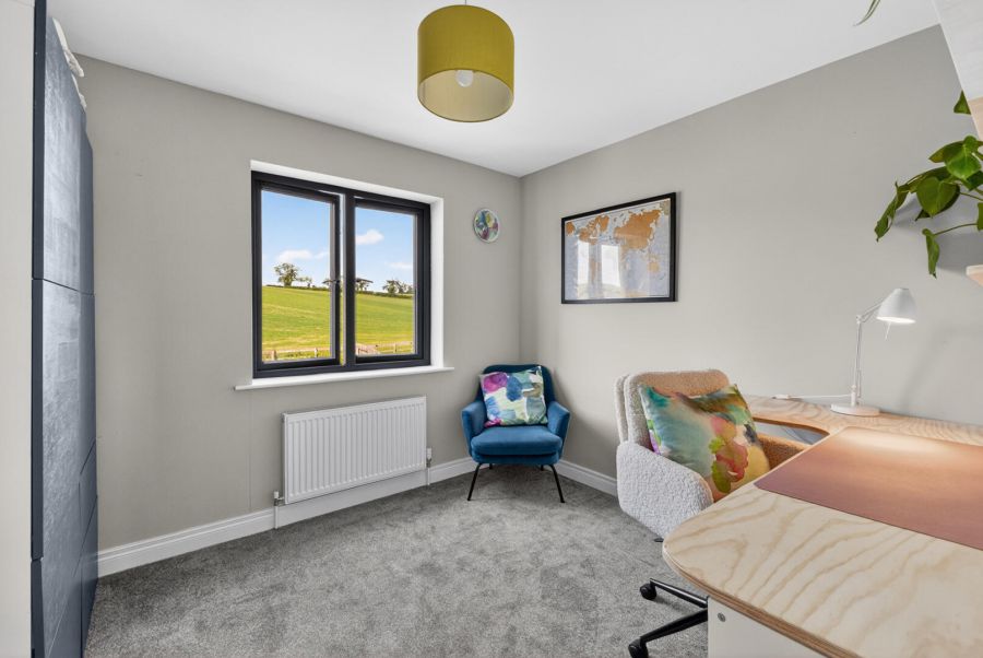 39 Ashgrove Walk