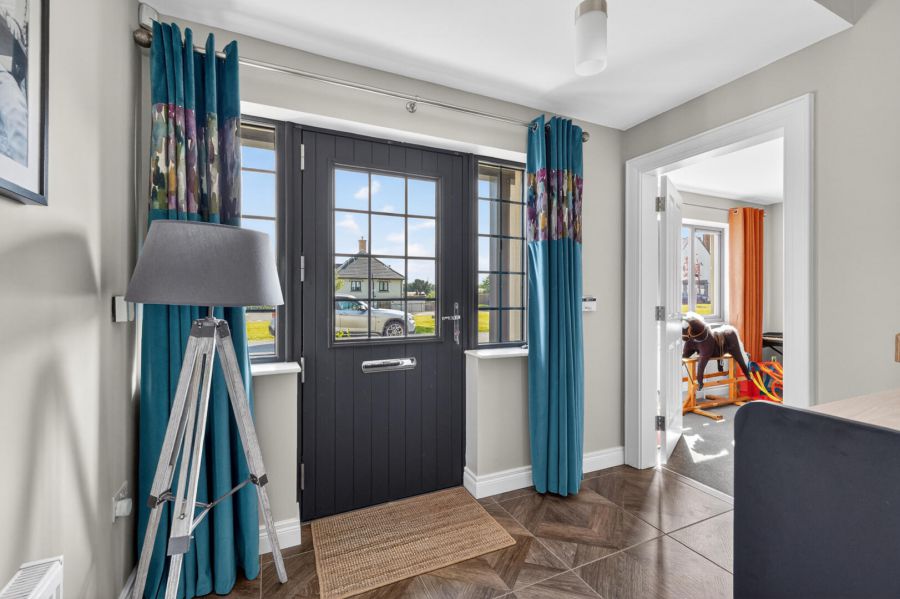39 Ashgrove Walk