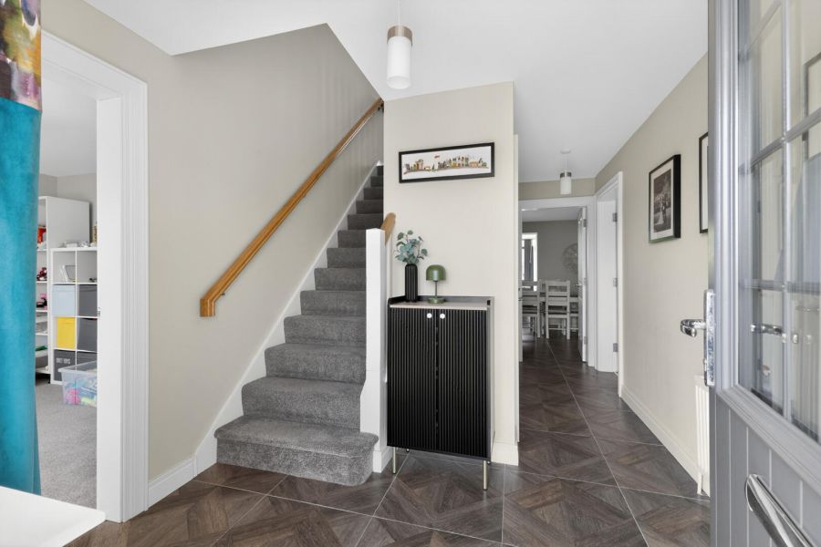 39 Ashgrove Walk
