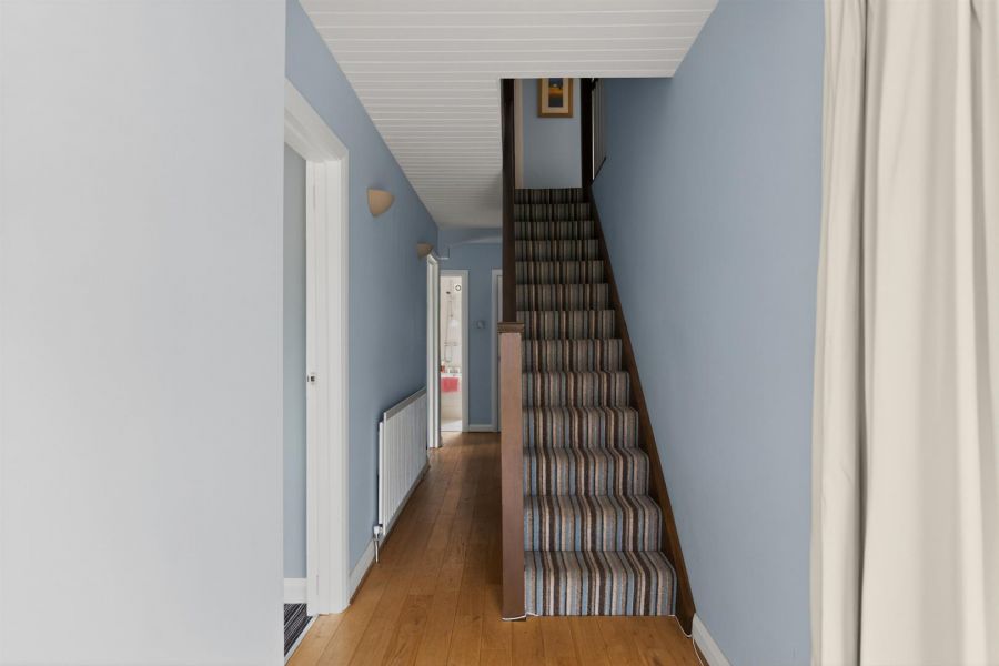 2 Dalton Drive