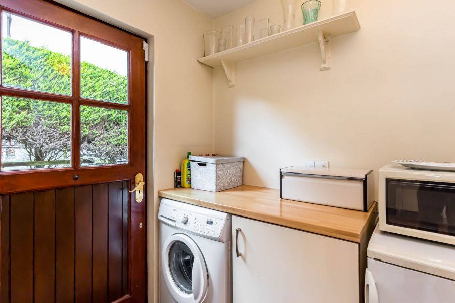 4 Strangford View