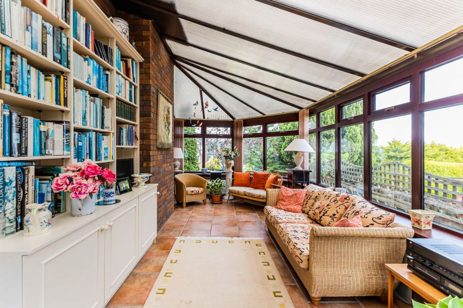 4 Strangford View