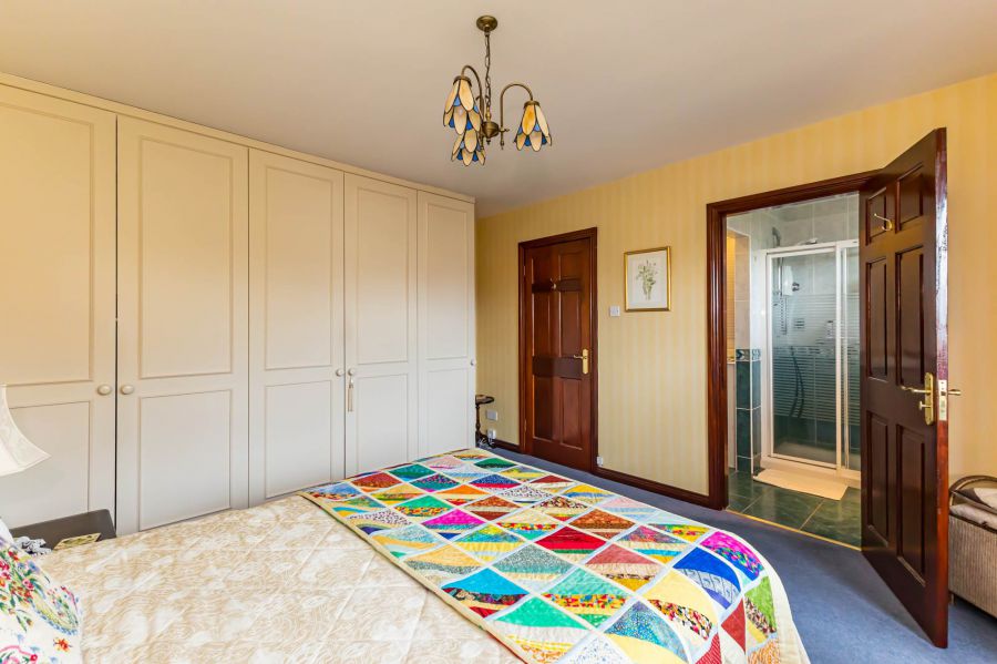 4 Strangford View