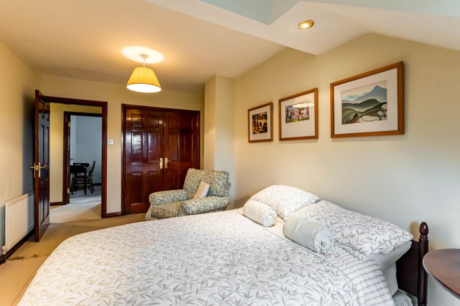 4 Strangford View