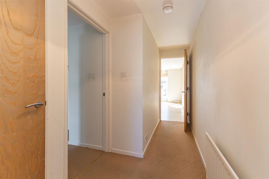 15 Spinners Court 15 Spinners Court