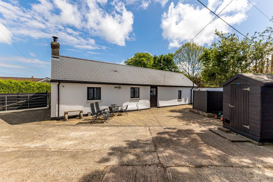 17a Monlough Road