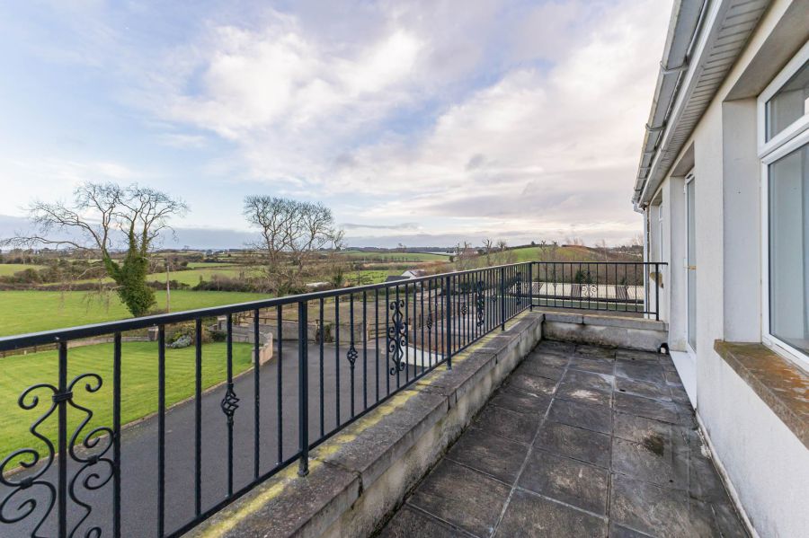 Ashmore, 17 Trench Road