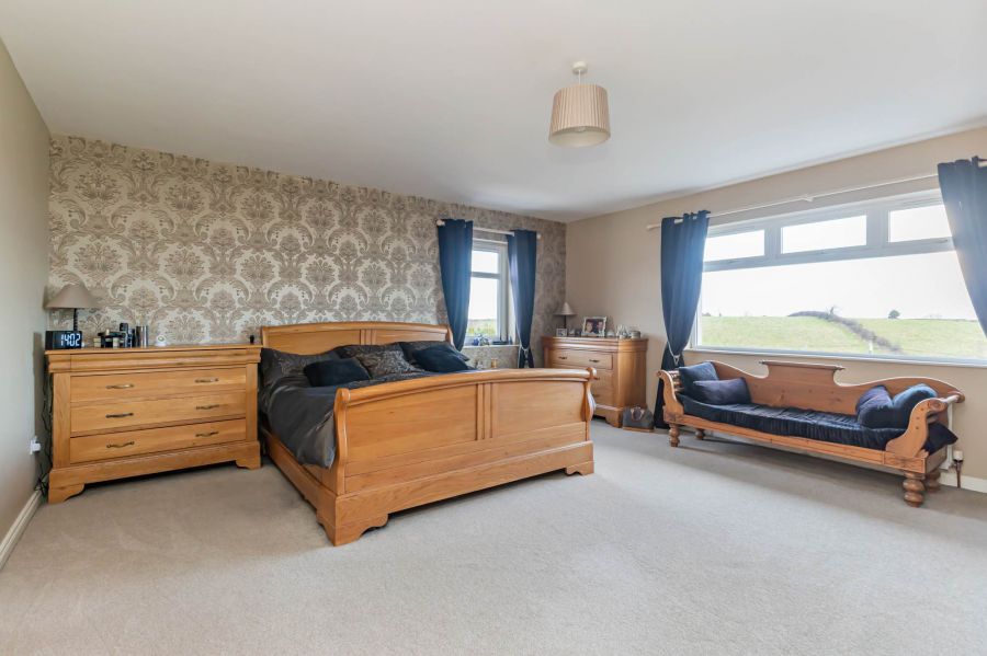 Ashmore, 17 Trench Road