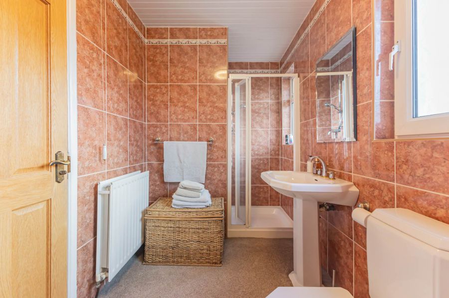 Ashmore, 17 Trench Road