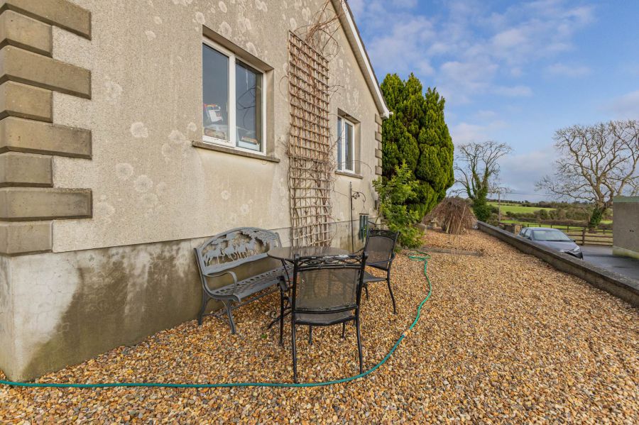 Ashmore, 17 Trench Road
