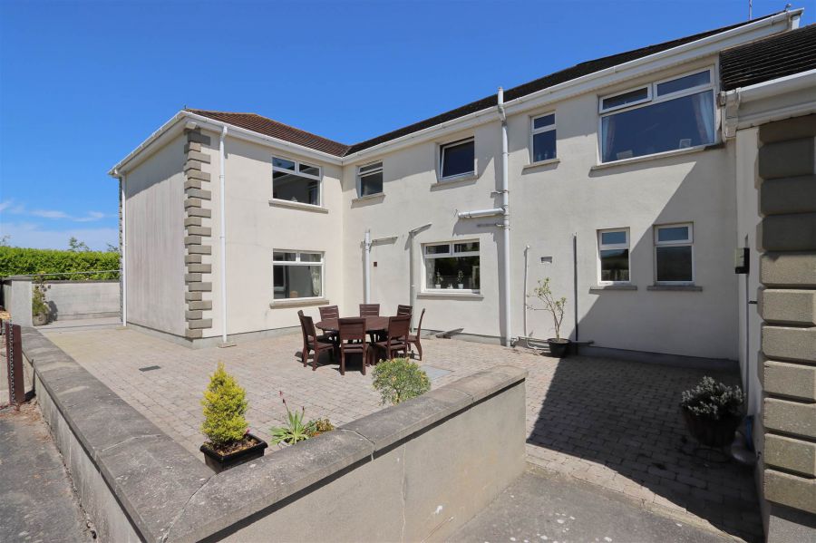 Ashmore, 17 Trench Road