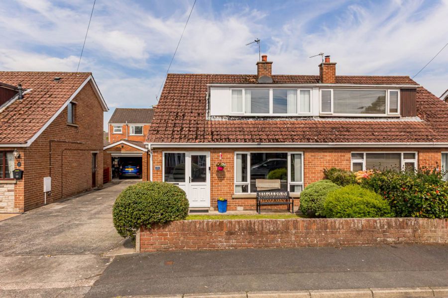 11 Dermott Green